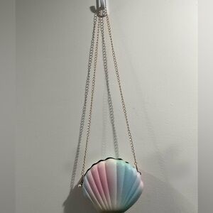 Ombre seashell crossbody